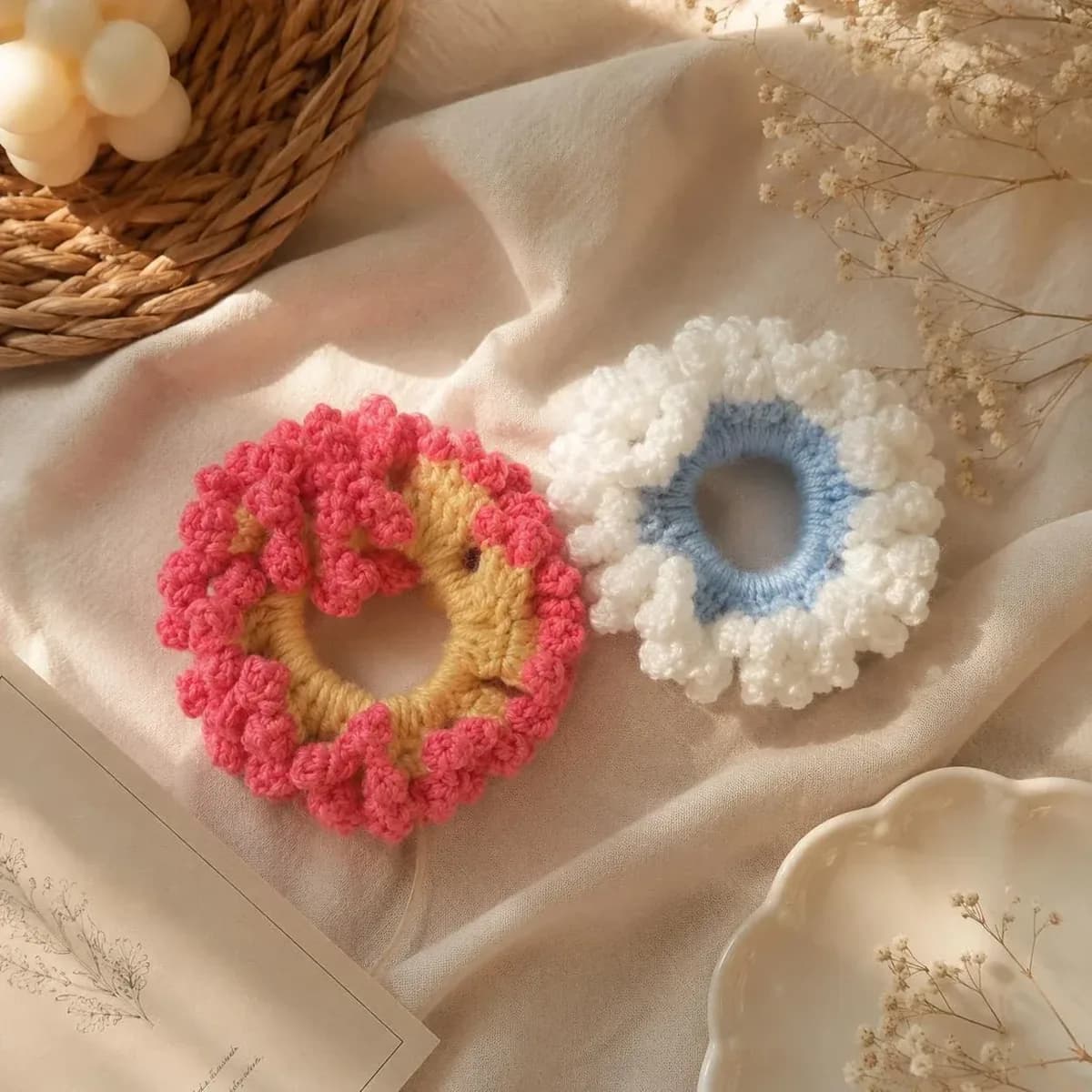 Crochet Flower Hair Tie — Pink & Blue — photo 1